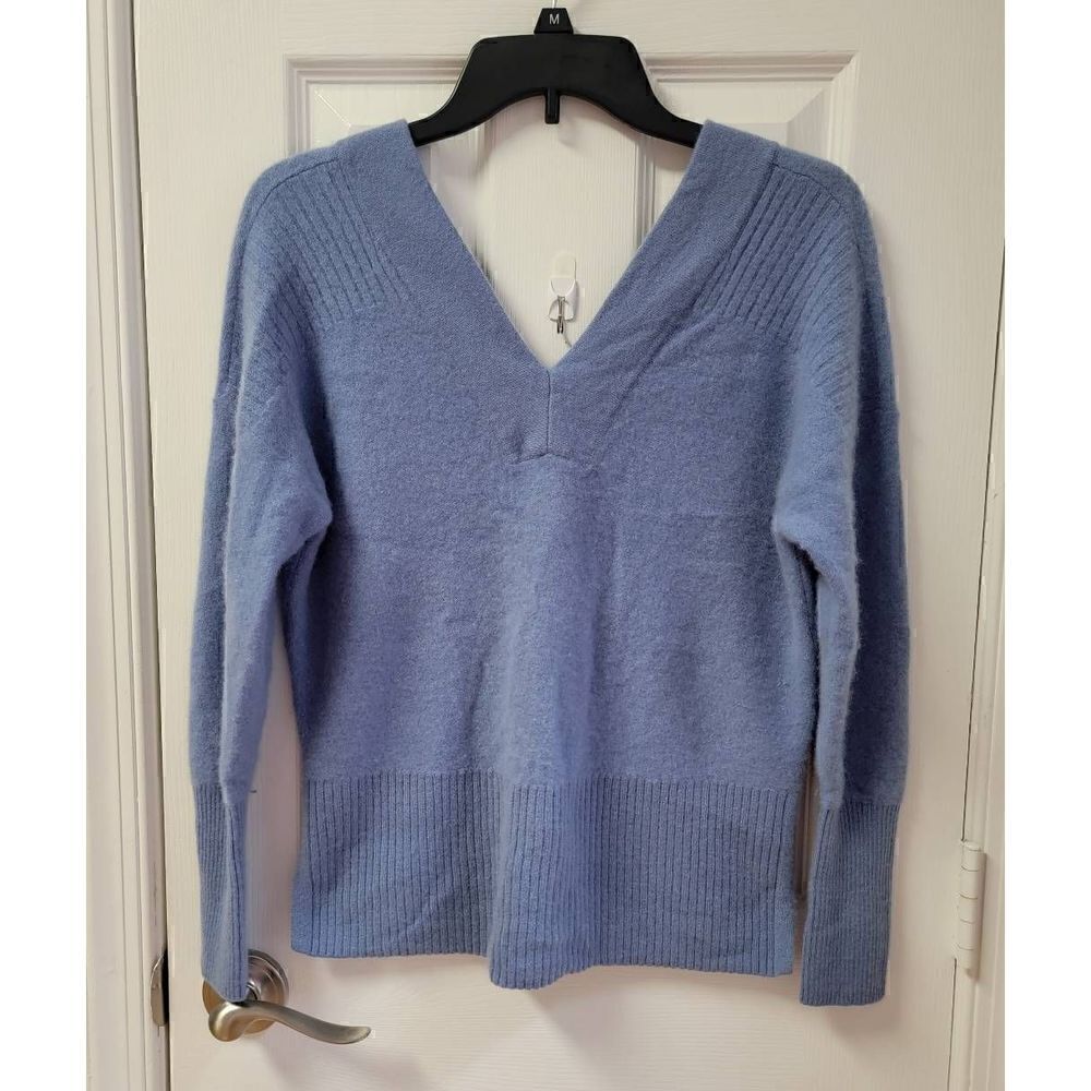 Lafayette 100% Cashmere V-Neck Sweater S